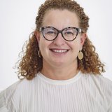 Dª. Nieves Hernández Pérez